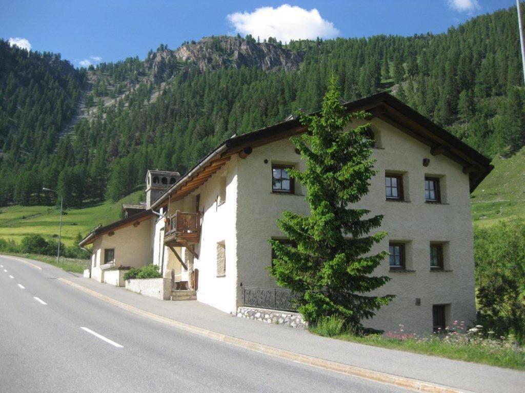 Ferienwohnung Jalet Tschierv Exterior photo